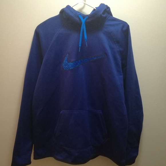 Nike Tops - Nike Therma-Fit Hoodie